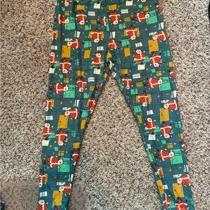 Lularoe Santa Print leggings